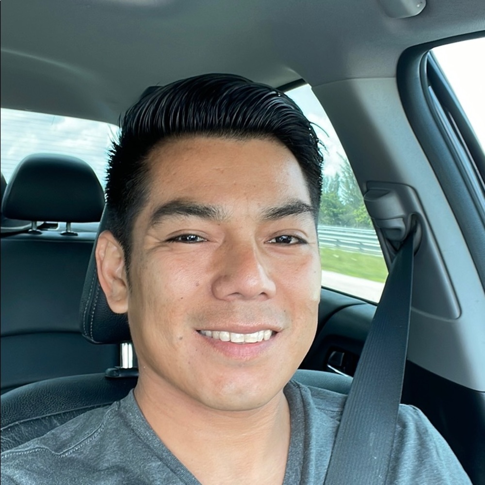 Meet your Posher, Juan carlos